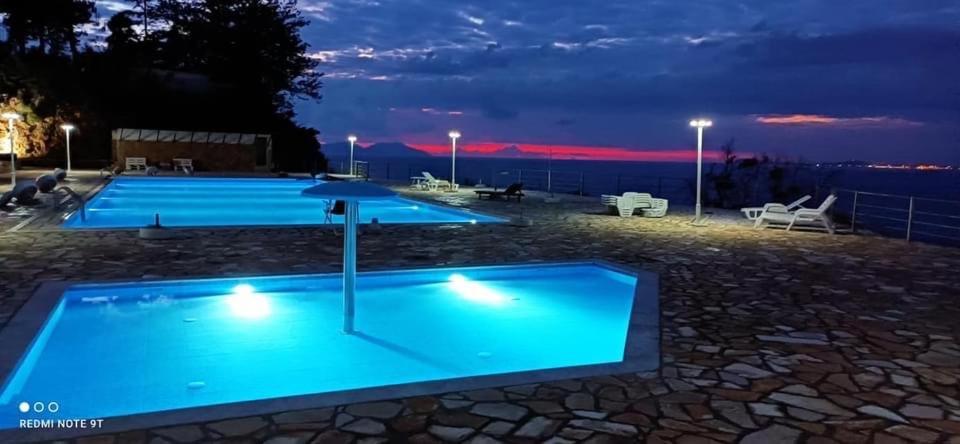 Aldi'S Guest House Vlore Exterior photo