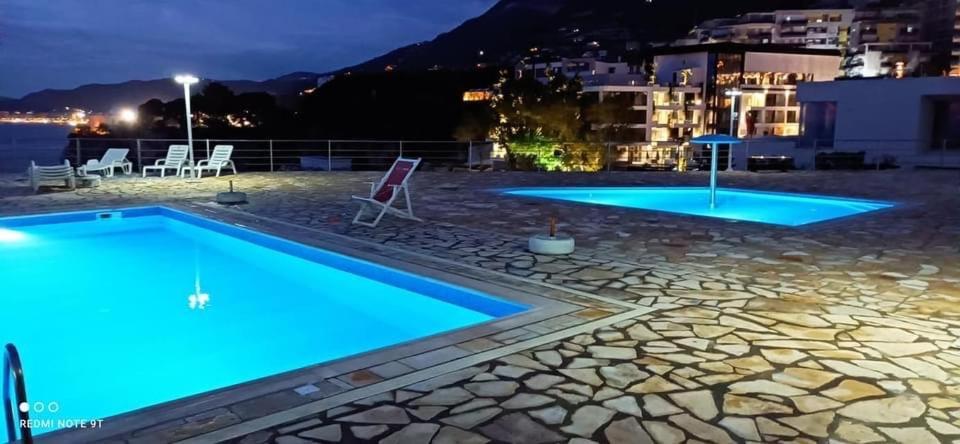 Aldi'S Guest House Vlore Exterior photo